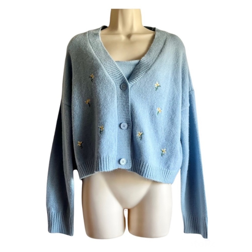 Light Blue Floral Embroidered V-Neck Cardigan Sweater